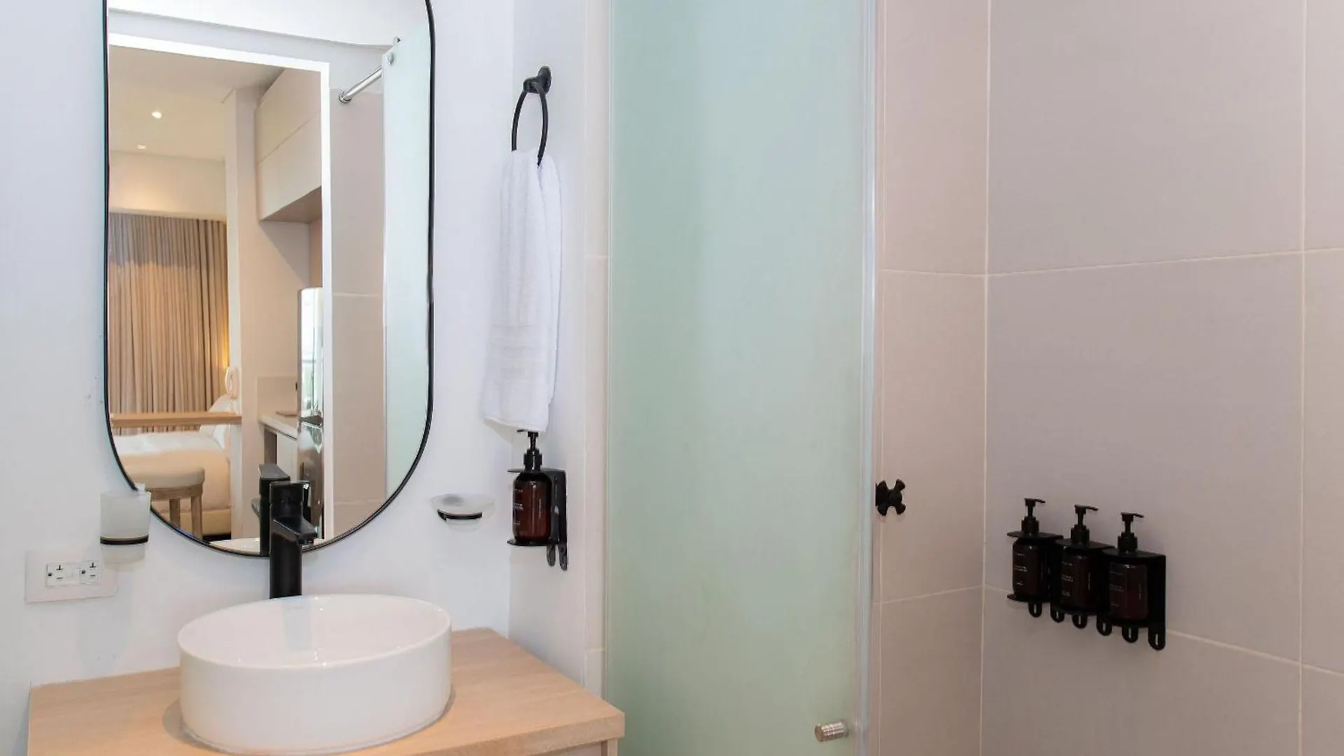 Cb942 Hermosa Suite En Crespo-Aeropuerto Cartagena Colombia